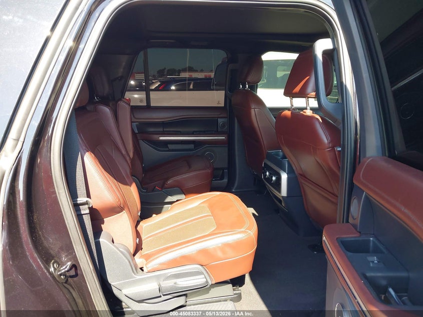 2024 FORD EXPEDITION auction photo 8