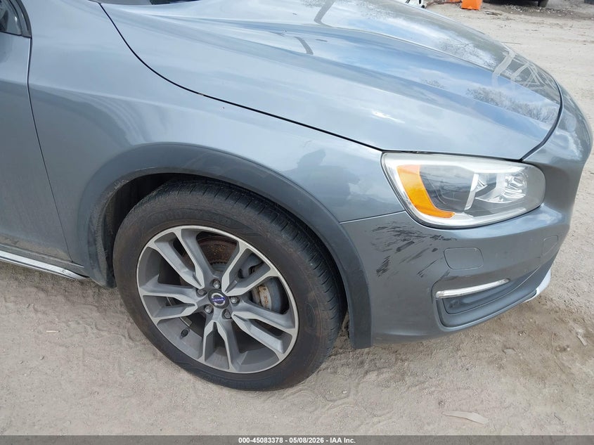 2016 VOLVO S60 CROSS COUNTRY auction photo 6