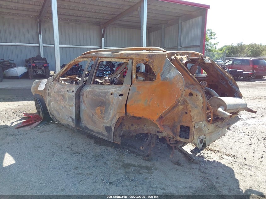 2020 JEEP CHEROKEE auction photo 3