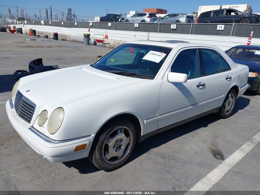 1998 Mercedes-Benz E 320 VIN: WDBJF65F5WA549715 Lot: 45083465