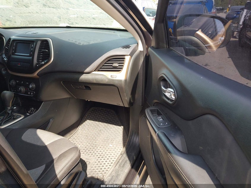 2014 JEEP CHEROKEE auction photo 5