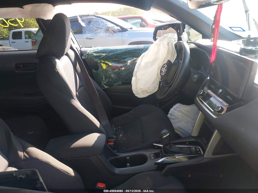 2025 TOYOTA COROLLA CROSS HYBRID auction photo 5