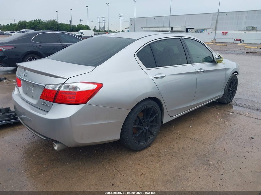 2015 HONDA ACCORD auction photo 4