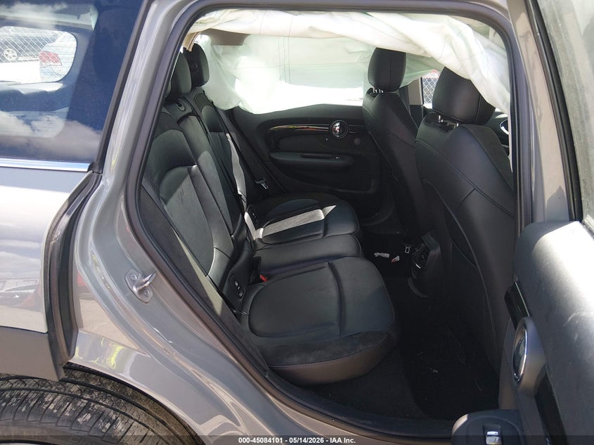2022 Mini Clubman Cooper S VIN: WMWXJ1C01N2P93444 Lot: 45084101