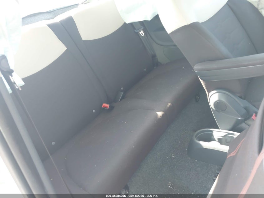 2013 Fiat 500 Pop VIN: 3C3CFFAR0DT747381 Lot: 45084266