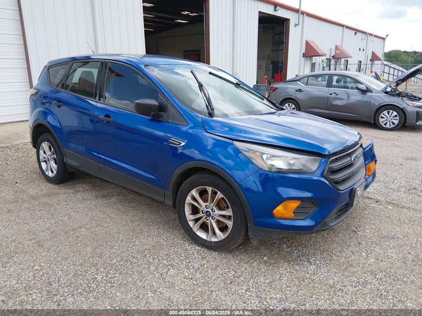Vin: 1fmcu0f70jua09387, lot: 45581888, ford escape s 2018 img_1
