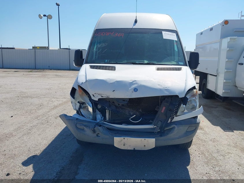 2011 Mercedes-Benz Sprinter 2500 High Roof VIN: WD3PE8CC1B5587068 Lot: 45084364