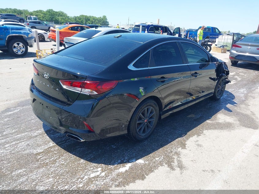2018 HYUNDAI SONATA auction photo 4
