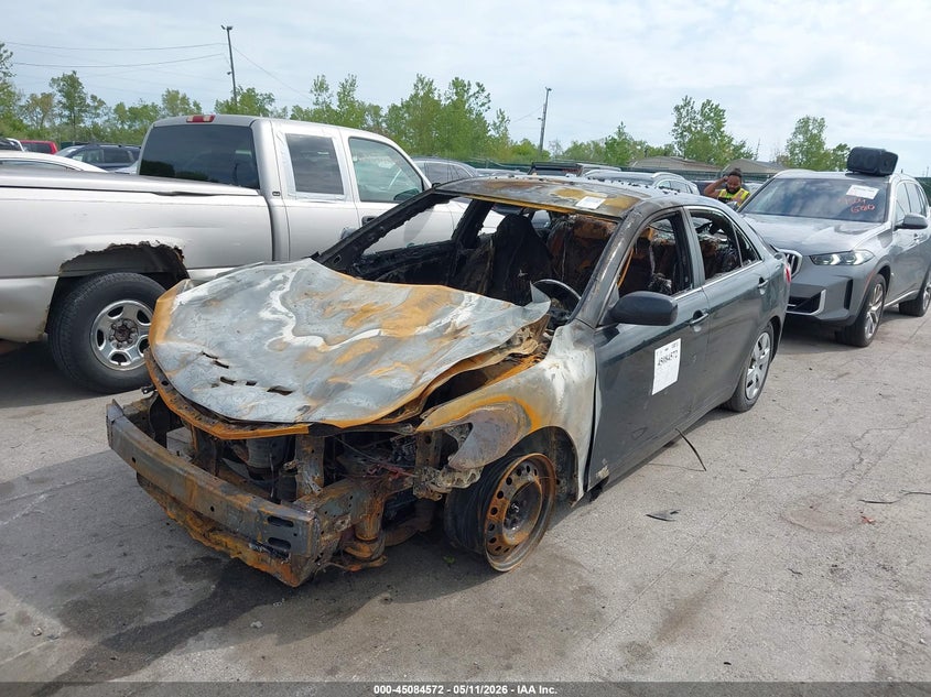 2009 Toyota Camry Le 4T1BE46K19U325400 photo 1