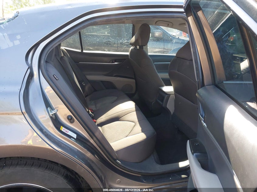 2018 Toyota Camry - вигляд 8