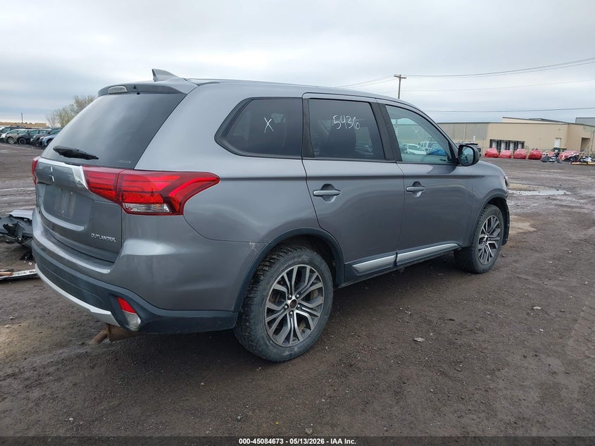 2018 MITSUBISHI OUTLANDER auction photo 4