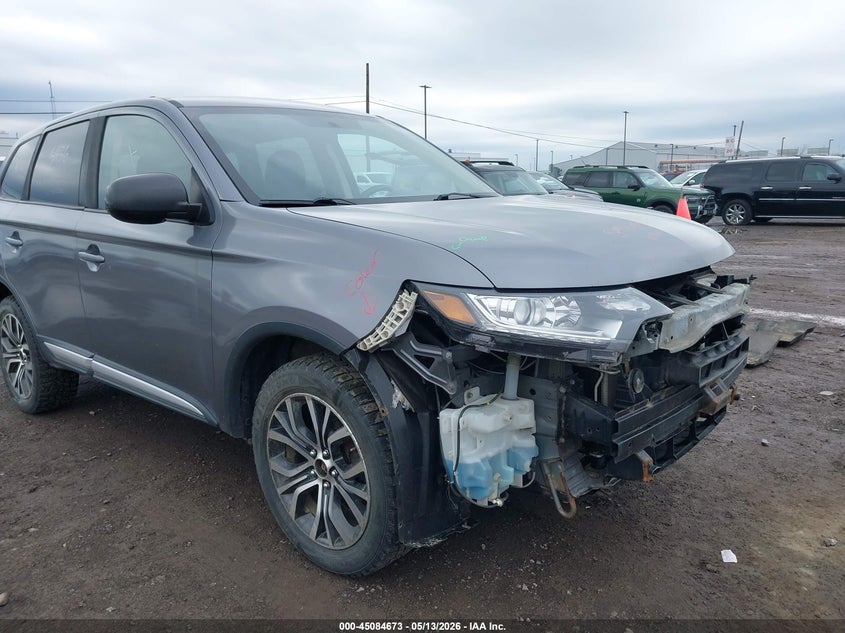 2018 MITSUBISHI OUTLANDER auction photo 6
