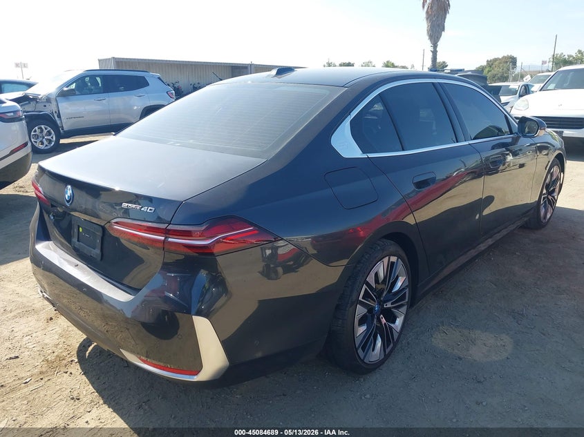 2024 BMW I5 auction photo 4