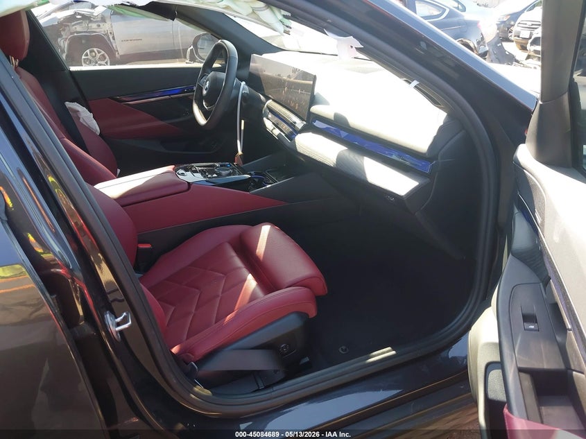 2024 BMW I5 auction photo 5