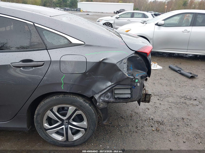 2018 HONDA CIVIC auction photo 6