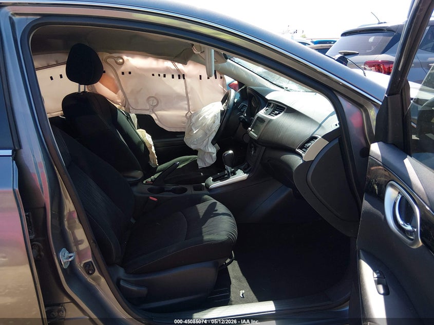2019 NISSAN SENTRA auction photo 5