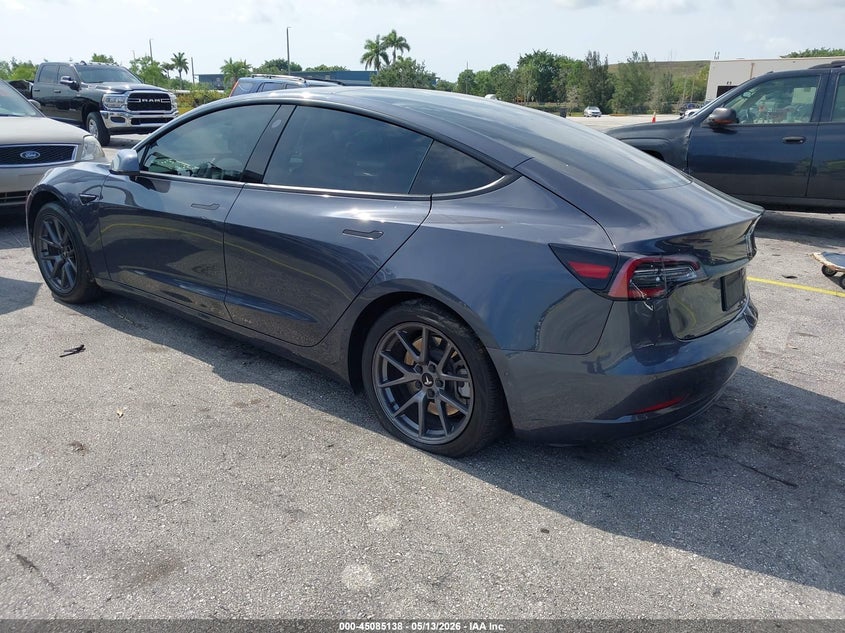Vin: 5yj3e1ea0mf058025, lot: 45582701, tesla model 3 standard range plus rear-wheel drive 20213
