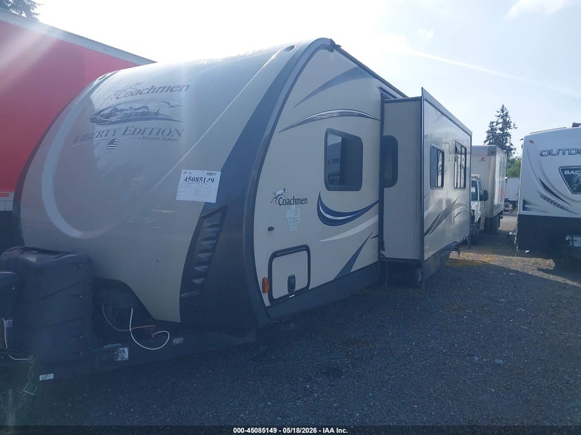 5ZT2FEUB7GA019504 2016 Coachmen Fre292bhds photo 1