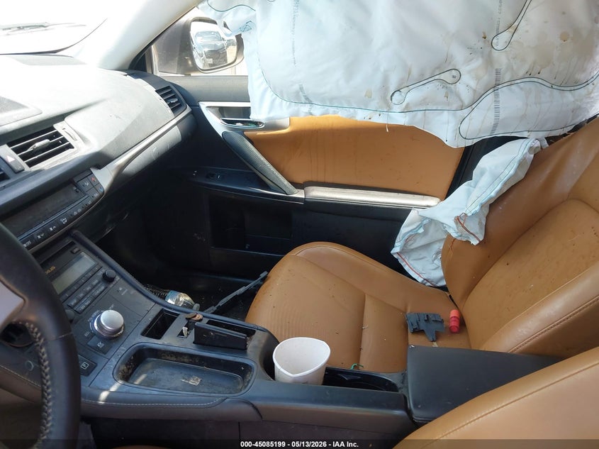 2012 LEXUS CT 200H auction photo 5