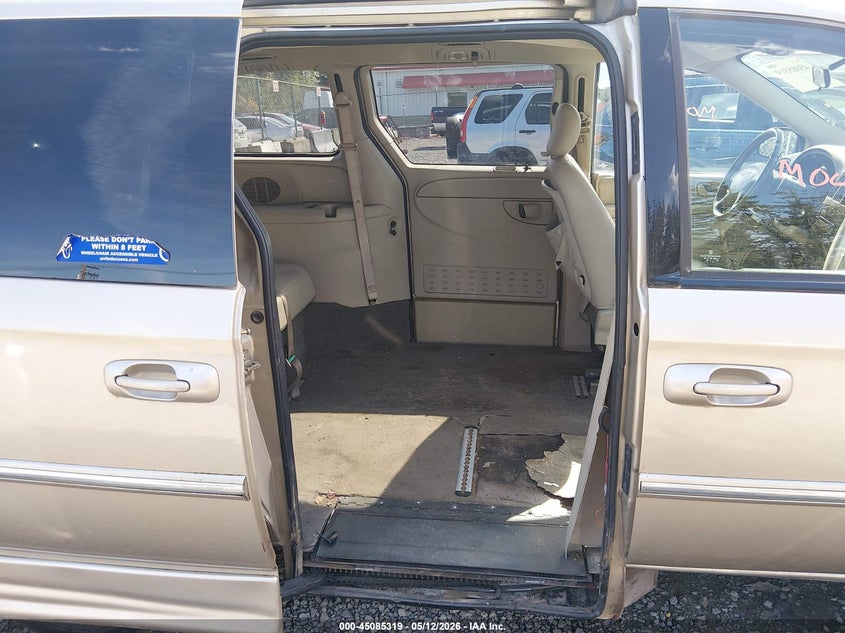 2006 Chrysler Town & Country Touring VIN: 2A4GP54L16R651531 Lot: 45085319