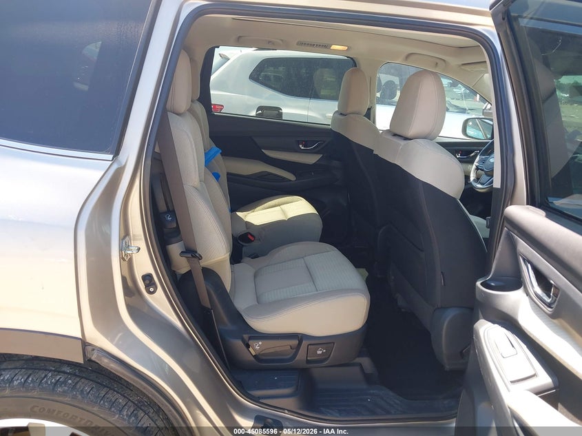 2019 Subaru Ascent Premium VIN: 4S4WMAHD1K3418804 Lot: 45085596