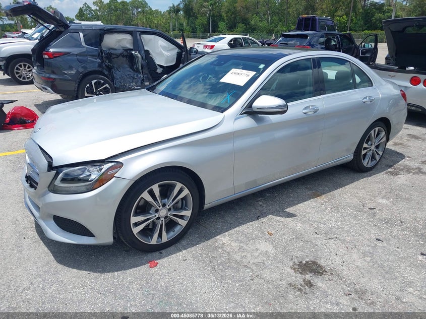 2017 Mercedes-Benz C 300 55SWF4JB1HU186885 photo 1