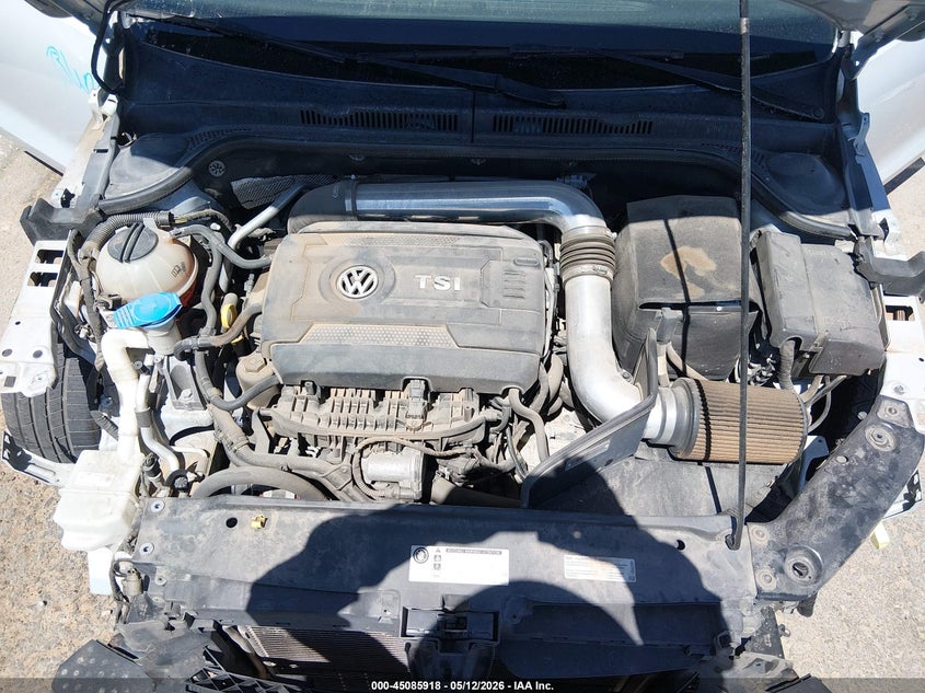 2017 VOLKSWAGEN JETTA GLI — Photo 10