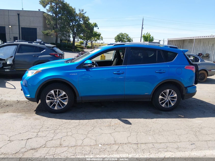 AtlanticExpress - Toyota RAV4 Hybrid
