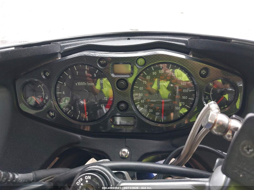 2004 SUZUKI GSX1300 auction photo 7