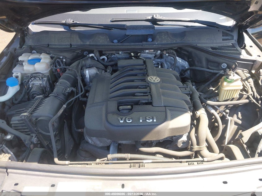 2014 Volkswagen Touareg 3.6L Lux VIN: WVGEF9BP0ED014303 Lot: 45086086