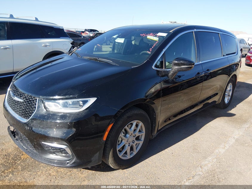 2025 CHRYSLER PACIFICA auction photo 2