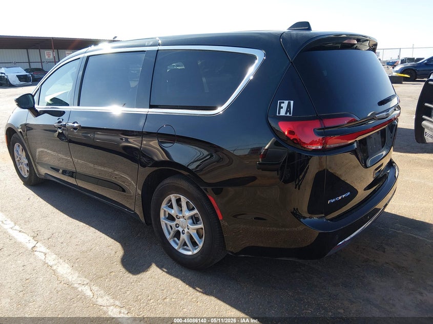 2025 CHRYSLER PACIFICA auction photo 3