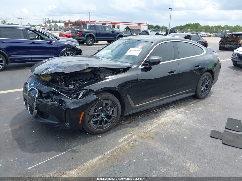 Vin: wby43aw08pfr29462, lot: 45583813, bmw i4 edrive35 20232