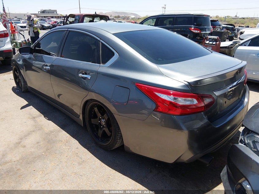 AtlanticExpress - Nissan Altima