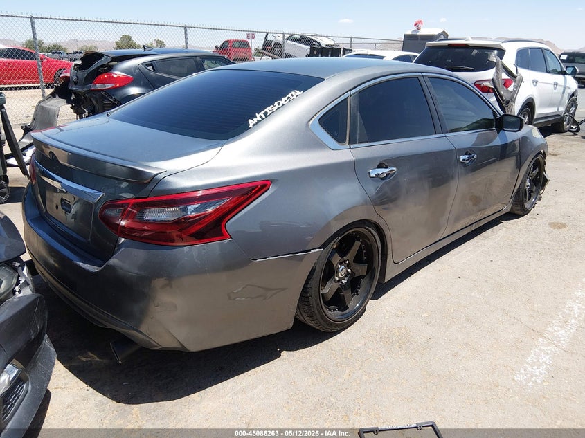 AtlanticExpress - Nissan Altima