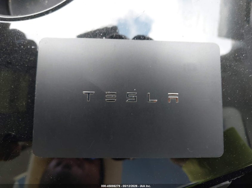 TESLA MODEL Y 2021 VIN 5YJYGDEF5MF084049