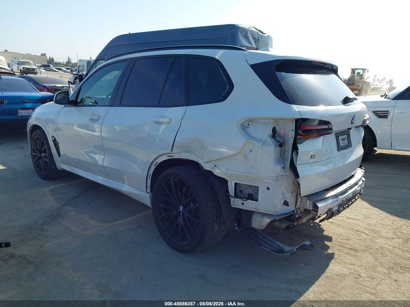 2024 BMW X5 auction photo 3