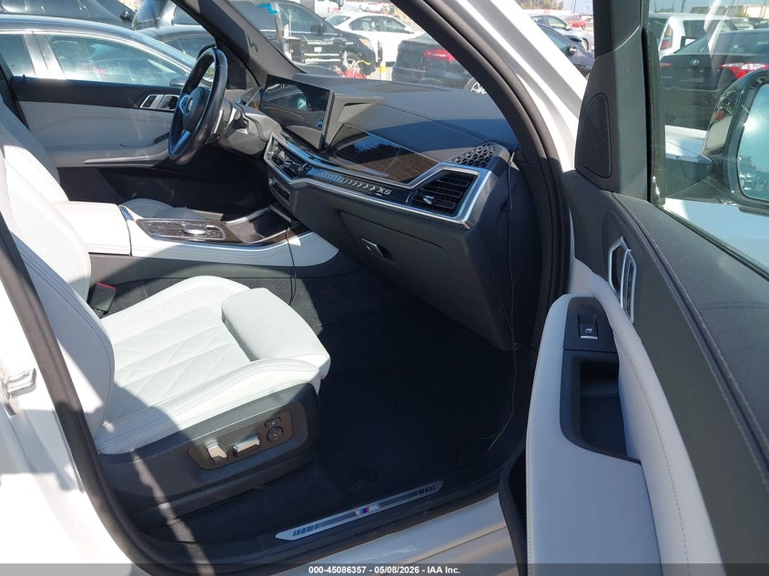 2024 BMW X5 auction photo 5