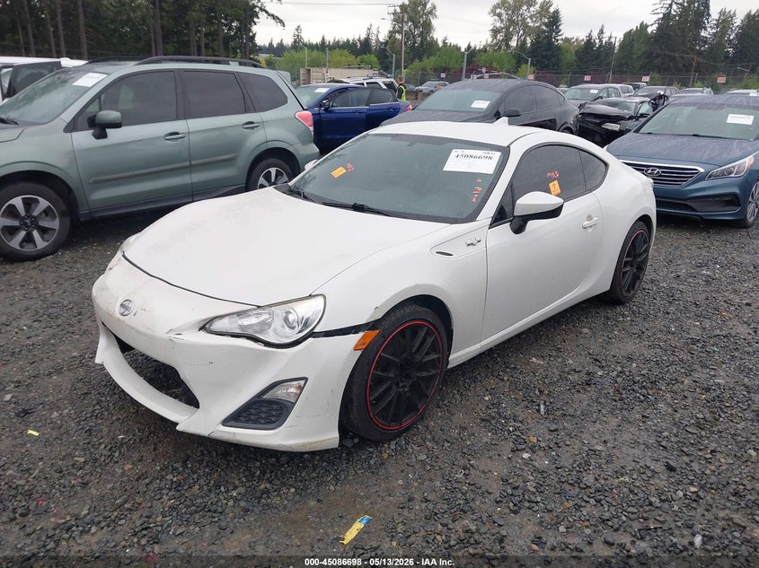 Vin: jf1znaa17f9706558, lot: 45584261, scion fr-s 20152