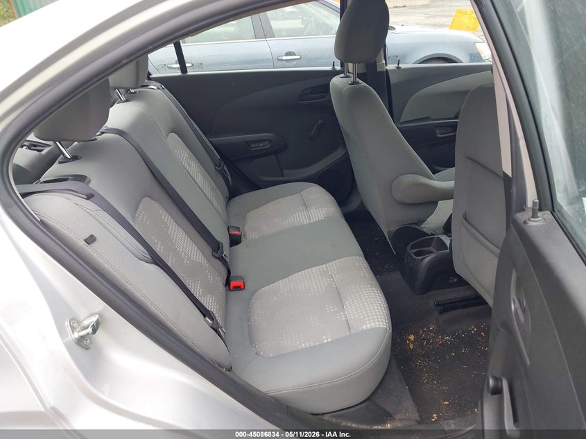 2015 CHEVROLET SONIC auction photo 8