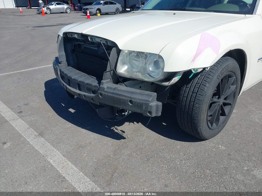 2008 Chrysler 300C Hemi VIN: 2C3LA63H48H233888 Lot: 45086918