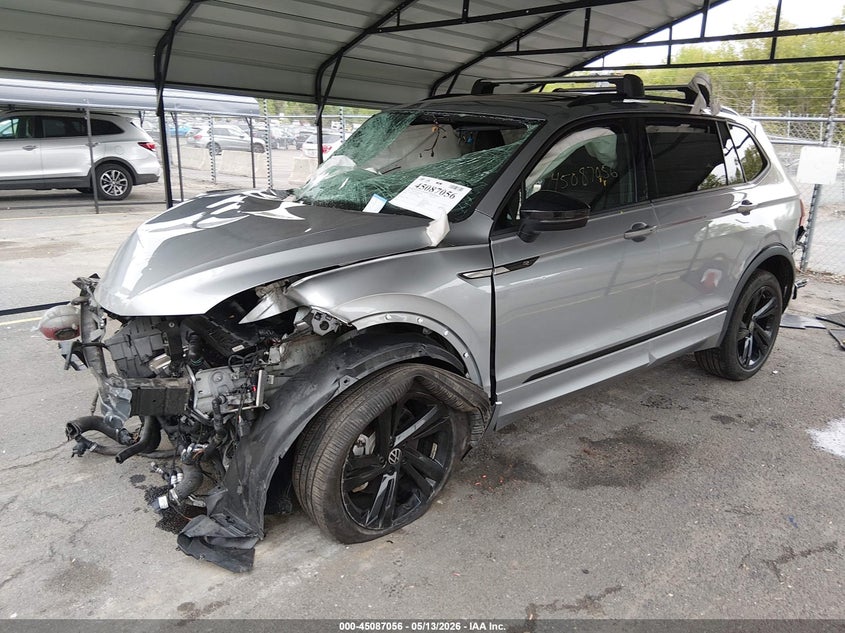 3VV8B7AX5RM128604 2024 VOLKSWAGEN TIGUAN 2.0T SE R-LINE BLACK photo 1