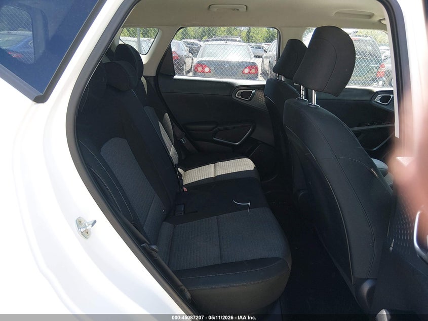 2020 KIA SOUL auction photo 8