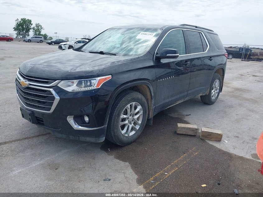 2019 CHEVROLET TRAVERSE auction photo 2