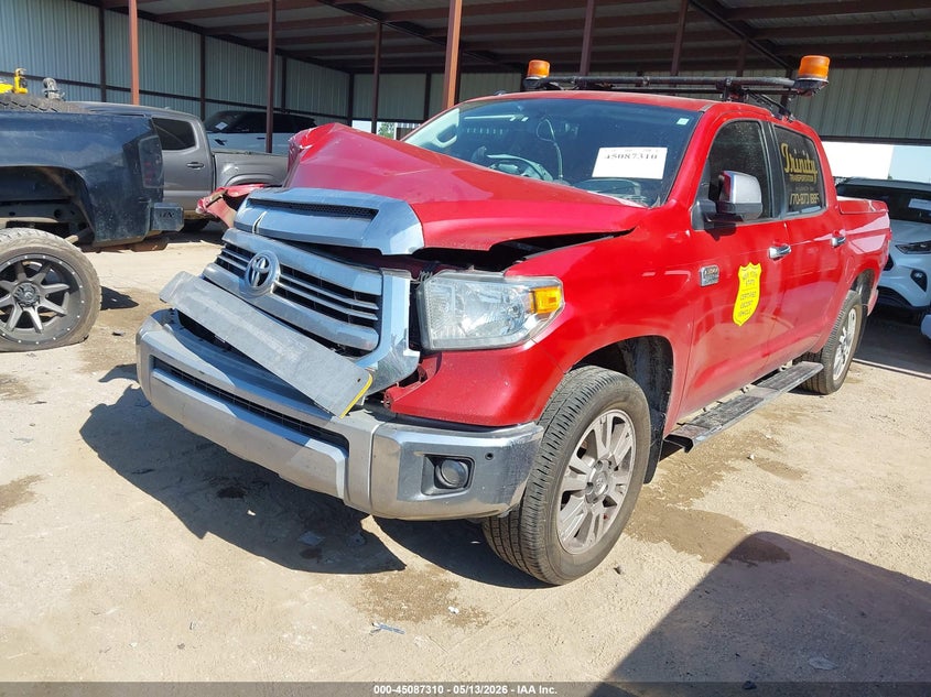 2017 TOYOTA TUNDRA auction photo 2