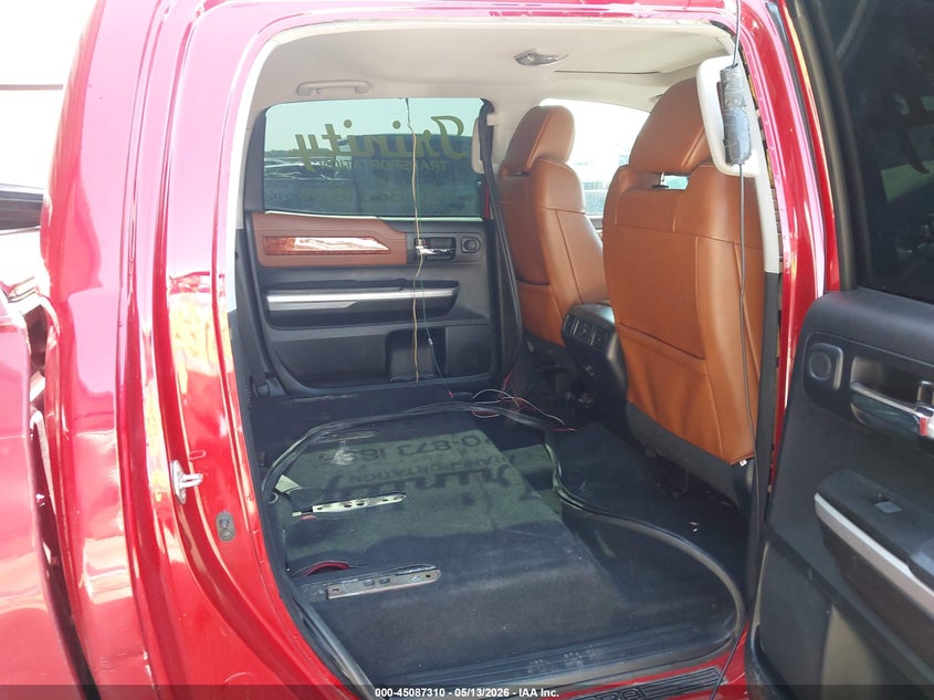 2017 TOYOTA TUNDRA auction photo 8