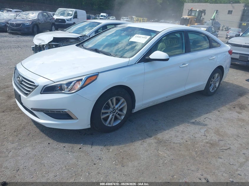 2015 Hyundai Sonata Se 5NPE24AF9FH211509 photo 1