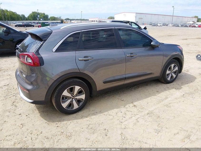 Vin: kndcb3lc1j5119789, lot: 45585151, kia niro lx 20184