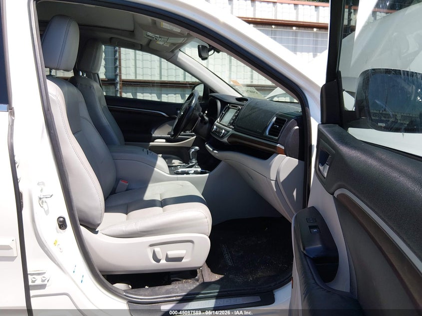 AtlanticExpress - Toyota Highlander Hybrid