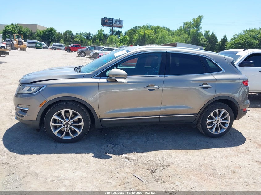 2017 Lincoln Mkc Select VIN: 5LMCJ2C90HUL68997 Lot: 45087666